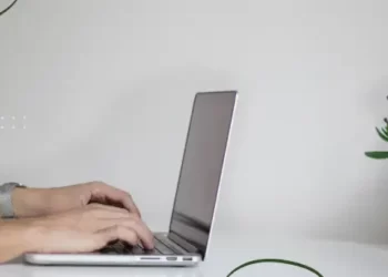 Ini Dia Cara Merawat Laptop Agar Awet dan Selalu Optimal