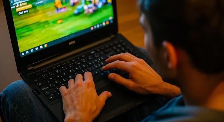 Penyebab Laptop Panas Saat Gaming dan Cara Mengatasinya